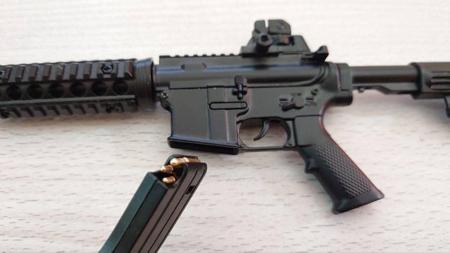 Amazon | 精巧13スケール ミニチュア AR15 | ミニチュアゲーム